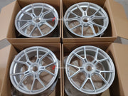 Buy Now 20 21 INCH CENTERLOCK FORGED WHEELS RIMS for PORSCHE 911 992.2 GTS T-HYBRID 2025 and upgrade car parts from SIR Tuning at the Best Price. Headlights, Tail lights, Bodykits, Navigations, wheels and more - Fast & Free Shipping within Europe, US & Worldwide.