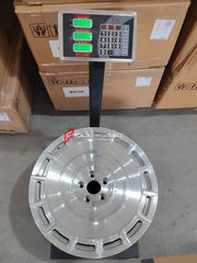 Buy Now 22 INCH CLASSIC FORGED WHEELS RIMS for LINCOLN CONTINENTAL 1967 and upgrade car parts from SIR Tuning at the Best Price. Headlights, Tail lights, Bodykits, Navigations, wheels and more - Fast & Free Shipping within Europe, US & Worldwide.