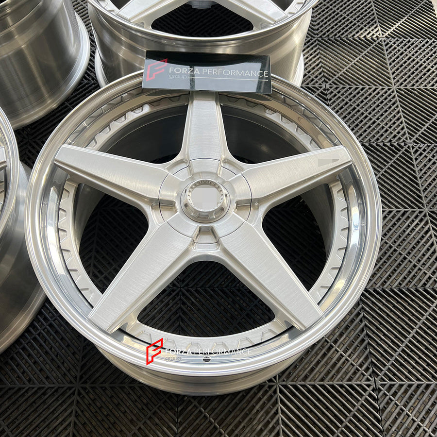 Buy Now 22 INCH FORGED WHEELS RIMS for PORSCHE CAYENNE 958 2014 and upgrade car parts from SIR Tuning at the Best Price. Headlights, Tail lights, Bodykits, Navigations, wheels and more - Fast & Free Shipping within Europe, US & Worldwide.