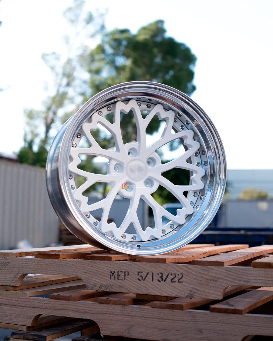 Buy Now 3-Piece FORGED WHEELS FOR ALL MODELS BF-09 and upgrade car parts from SIR Tuning at the Best Price. Headlights, Tail lights, Bodykits, Navigations, wheels and more - Fast & Free Shipping within Europe, US & Worldwide.