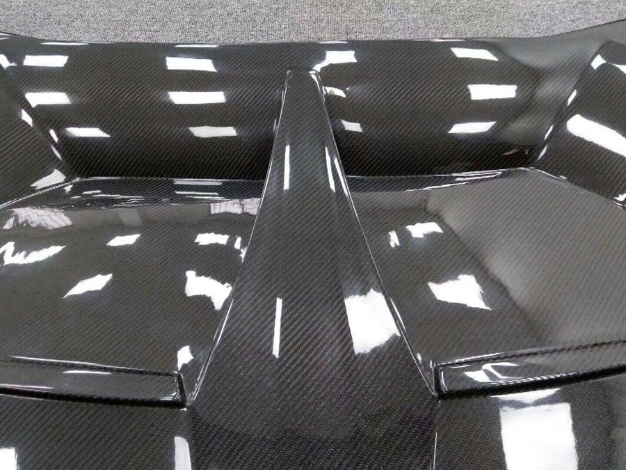 Buy Now Front Carbon Hood / Front Trunk for Lamborghini Huracan LP580 610 (2014 - 2016) and upgrade car parts from SIR Tuning at the Best Price. Headlights, Tail lights, Bodykits, Navigations, body kit and more - Fast & Free Shipping within Europe, US & Worldwide.