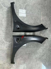 Buy Now REPLACEMENT HOOD BONNET FRONT LID AND FRONT FENDERS for FERRARI 488 2015 - 2020 and upgrade car parts from SIR Tuning at the Best Price. Headlights, Tail lights, Bodykits, Navigations, Carbon body kit and more - Fast & Free Shipping within Europe, US & Worldwide.