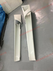 Buy Now SIDE SKIRTS SIDE SCOOP VENTS LP640 STYLE for LAMBORGHINI MURCIELAGO 2001 - 2010 and upgrade car parts from SIR Tuning at the Best Price. Headlights, Tail lights, Bodykits, Navigations, body kit and more - Fast & Free Shipping within Europe, US & Worldwide.