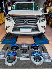 Buy Now ADTORY X FORZA PERFORMANCE RACE BIG BRAKE KIT BBK for LEXUS GX400 J150 FACELIFT 2014 - 2019 and upgrade car parts from SIR Tuning at the Best Price. Headlights, Tail lights, Bodykits, Navigations, BIG BRAKE KIT and more - Fast & Free Shipping within Europe, US & Worldwide.