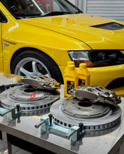 Buy Now ADTORY X FORZA PERFORMANCE RACE BIG BRAKE KIT BBK for MITSUBISHI LANCER EVOLUTION VII VIII IX CT 2001 - 2007 and upgrade car parts from SIR Tuning at the Best Price. Headlights, Tail lights, Bodykits, Navigations, BIG BRAKE KIT and more - Fast & Free Shipping within Europe, US & Worldwide.