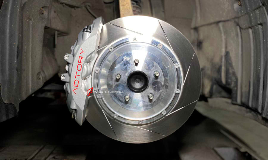 Buy Now ADTORY X FORZA PERFORMANCE RACE BIG BRAKE KIT BBK for TOYOTA CROWN ATHLETE S180 2003 - 2008 and upgrade car parts from SIR Tuning at the Best Price. Headlights, Tail lights, Bodykits, Navigations, BIG BRAKE KIT and more - Fast & Free Shipping within Europe, US & Worldwide.
