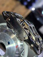 Buy Now ADTORY X FORZA PERFORMANCE RACE BIG BRAKE KIT BBK for VOLKSWAGEN GOLF GTI MK8 CD1 2020+ and upgrade car parts from SIR Tuning at the Best Price. Headlights, Tail lights, Bodykits, Navigations, BIG BRAKE KIT and more - Fast & Free Shipping within Europe, US & Worldwide.