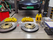 Buy Now FRONT BBK BIG BRAKE KIT for TESLA MODEL 3 FACELIFT 2023+ and upgrade car parts from SIR Tuning at the Best Price. Headlights, Tail lights, Bodykits, Navigations, BIG BRAKE KIT and more - Fast & Free Shipping within Europe, US & Worldwide.