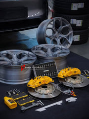 Buy Now BIG BRAKE KIT BBK for TESLA MODEL Y JUNIPER 2025+ and upgrade car parts from SIR Tuning at the Best Price. Headlights, Tail lights, Bodykits, Navigations, BIG BRAKE KIT and more - Fast & Free Shipping within Europe, US & Worldwide.