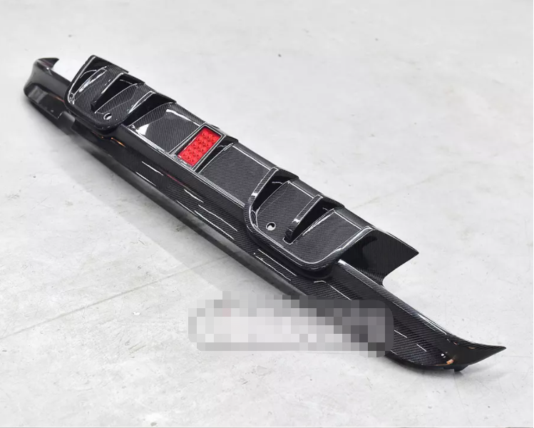 Buy Now CARBON REAR DIFFUSER FOR BMW X5M G05/F95 X6M G06/F96 and upgrade car parts from SIR Tuning at the Best Price. Headlights, Tail lights, Bodykits, Navigations, body kit and more - Fast & Free Shipping within Europe, US & Worldwide.