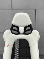 Buy Now CARBON BUCKET SEATS LWCB for PORSCHE 911 992.1 CARRERA 4 GTS and upgrade car parts from SIR Tuning at the Best Price. Headlights, Tail lights, Bodykits, Navigations, Car Seats and more - Fast & Free Shipping within Europe, US & Worldwide.