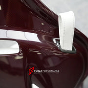 Buy Now CARBON BUCKET SEATS LWCB for FERRARI 296 GTB and upgrade car parts from SIR Tuning at the Best Price. Headlights, Tail lights, Bodykits, Navigations, Car Seats and more - Fast & Free Shipping within Europe, US & Worldwide.