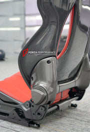 Buy Now CARBON BUCKET SEATS LWCB for FERRARI F430 SPIDER 2005 - 2009 and upgrade car parts from SIR Tuning at the Best Price. Headlights, Tail lights, Bodykits, Navigations, Car Seats and more - Fast & Free Shipping within Europe, US & Worldwide.