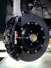 Buy Now CARBON CERAMIC BBK BIG BRAKE KIT for BMW X5 xDRIVE40Li G05 G18 LCI 2023+ and upgrade car parts from SIR Tuning at the Best Price. Headlights, Tail lights, Bodykits, Navigations, BIG BRAKE KIT and more - Fast & Free Shipping within Europe, US & Worldwide.