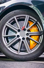 Buy Now CARBON CERAMIC BBK BIG BRAKE KIT for PORSCHE PANAMERA 972 2024+ and upgrade car parts from SIR Tuning at the Best Price. Headlights, Tail lights, Bodykits, Navigations, BIG BRAKE KIT and more - Fast & Free Shipping within Europe, US & Worldwide.
