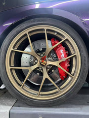 Buy Now CARBON CERAMIC BIG BRAKE KIT for AUDI S4 B9 FACELIFT 2019+ and upgrade car parts from SIR Tuning at the Best Price. Headlights, Tail lights, Bodykits, Navigations, BIG BRAKE KIT and more - Fast & Free Shipping within Europe, US & Worldwide.