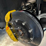 Buy Now CARBON CERAMIC BIG BRAKE KIT for BENTLEY BENTAYGA 2020+ and upgrade car parts from SIR Tuning at the Best Price. Headlights, Tail lights, Bodykits, Navigations, BIG BRAKE KIT and more - Fast & Free Shipping within Europe, US & Worldwide.