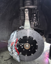 Buy Now CARBON CERAMIC BIG BRAKE KIT for LAND ROVER RANGE ROVER L460 2020+ and upgrade car parts from SIR Tuning at the Best Price. Headlights, Tail lights, Bodykits, Navigations, BIG BRAKE KIT and more - Fast & Free Shipping within Europe, US & Worldwide.