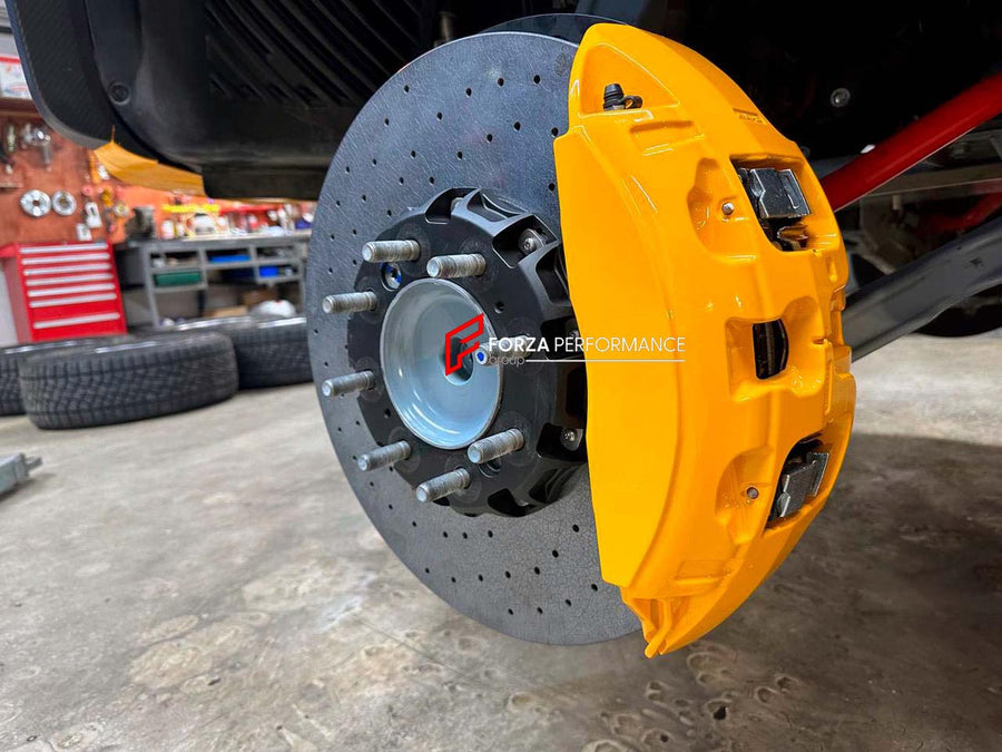 Buy Now CARBON CERAMIC BIG BRAKE KIT for MERCEDES-BENZ G-CLASS 4×4 and upgrade car parts from SIR Tuning at the Best Price. Headlights, Tail lights, Bodykits, Navigations, BIG BRAKE KIT and more - Fast & Free Shipping within Europe, US & Worldwide.