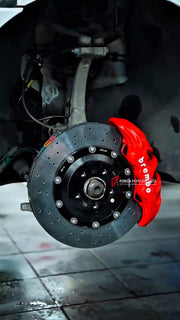 Buy Now CARBON CERAMIC BIG BRAKE KIT for PORSCHE MACAN 2021 - 2024 and upgrade car parts from SIR Tuning at the Best Price. Headlights, Tail lights, Bodykits, Navigations, BIG BRAKE KIT and more - Fast & Free Shipping within Europe, US & Worldwide.