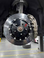 Buy Now CARBON CERAMIC BIG BRAKE KIT for TESLA MODEL S PLAID 2021+ and upgrade car parts from SIR Tuning at the Best Price. Headlights, Tail lights, Bodykits, Navigations, BIG BRAKE KIT and more - Fast & Free Shipping within Europe, US & Worldwide.
