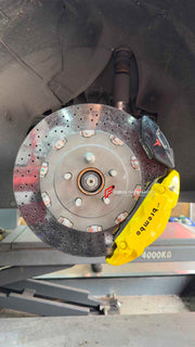 Buy Now CARBON CERAMIC BIG BRAKE KIT for TESLA MODEL Y 2020 - 2025 and upgrade car parts from SIR Tuning at the Best Price. Headlights, Tail lights, Bodykits, Navigations, BIG BRAKE KIT and more - Fast & Free Shipping within Europe, US & Worldwide.