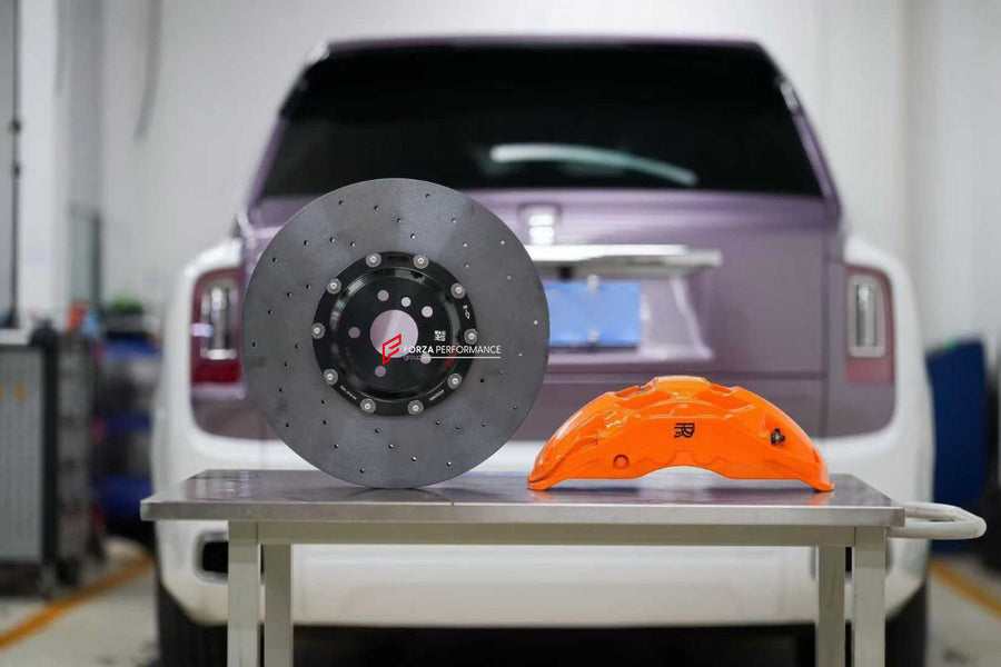 Buy Now CARBON CERAMIC FRONT BBK BIG BRAKE KIT for ROLLS ROYCE CULLINAN 2018 - 2024 and upgrade car parts from SIR Tuning at the Best Price. Headlights, Tail lights, Bodykits, Navigations, BIG BRAKE KIT and more - Fast & Free Shipping within Europe, US & Worldwide.