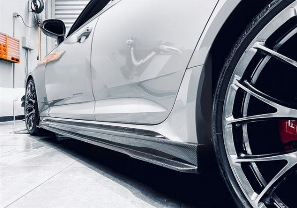 Buy Now CARBON SIDE SKIRTS for AUDI RS4 A4 AVANT B9 2016 - 2019 and upgrade car parts from SIR Tuning at the Best Price. Headlights, Tail lights, Bodykits, Navigations, body kit and more - Fast & Free Shipping within Europe, US & Worldwide.
