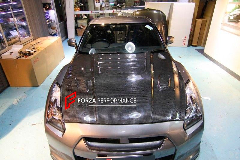 Buy Now CARBON HOOD BONNET for NISSAN GT-R R35 2007 - 2016 and upgrade car parts from SIR Tuning at the Best Price. Headlights, Tail lights, Bodykits, Navigations, Body Kit and more - Fast & Free Shipping within Europe, US & Worldwide.