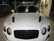 Buy Now DRY CARBON HOOD BONNET SCOOP TRIMS for BENTLEY CONTINENTAL SUPERSPORTS 2009 - 2012 and upgrade car parts from SIR Tuning at the Best Price. Headlights, Tail lights, Bodykits, Navigations, body kit and more - Fast & Free Shipping within Europe, US & Worldwide.