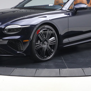 Buy Now FORGED WHEELS RIMS for BENTLEY CONTINENTAL GTC MULLINER IV 2025+ and upgrade car parts from SIR Tuning at the Best Price. Headlights, Tail lights, Bodykits, Navigations, wheels and more - Fast & Free Shipping within Europe, US & Worldwide.