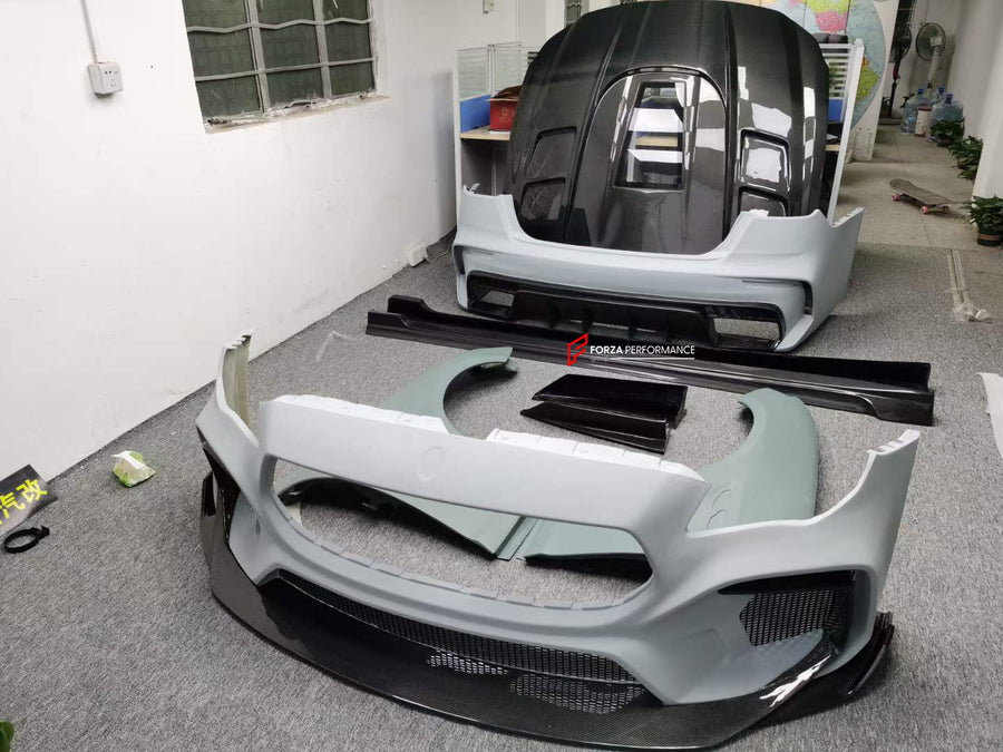 Buy Now CARBON BODY KIT FOR MASERATI QUATTROPORTE 2013+ and upgrade car parts from SIR Tuning at the Best Price. Headlights, Tail lights, Bodykits, Navigations, body kit and more - Fast & Free Shipping within Europe, US & Worldwide.
