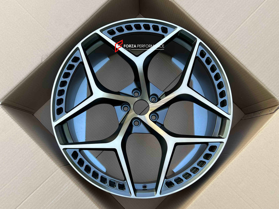 Buy Now 22 INCH FORGED WHEELS RIMS for BMW X7 G07 and upgrade car parts from SIR Tuning at the Best Price. Headlights, Tail lights, Bodykits, Navigations, wheels and more - Fast & Free Shipping within Europe, US & Worldwide.