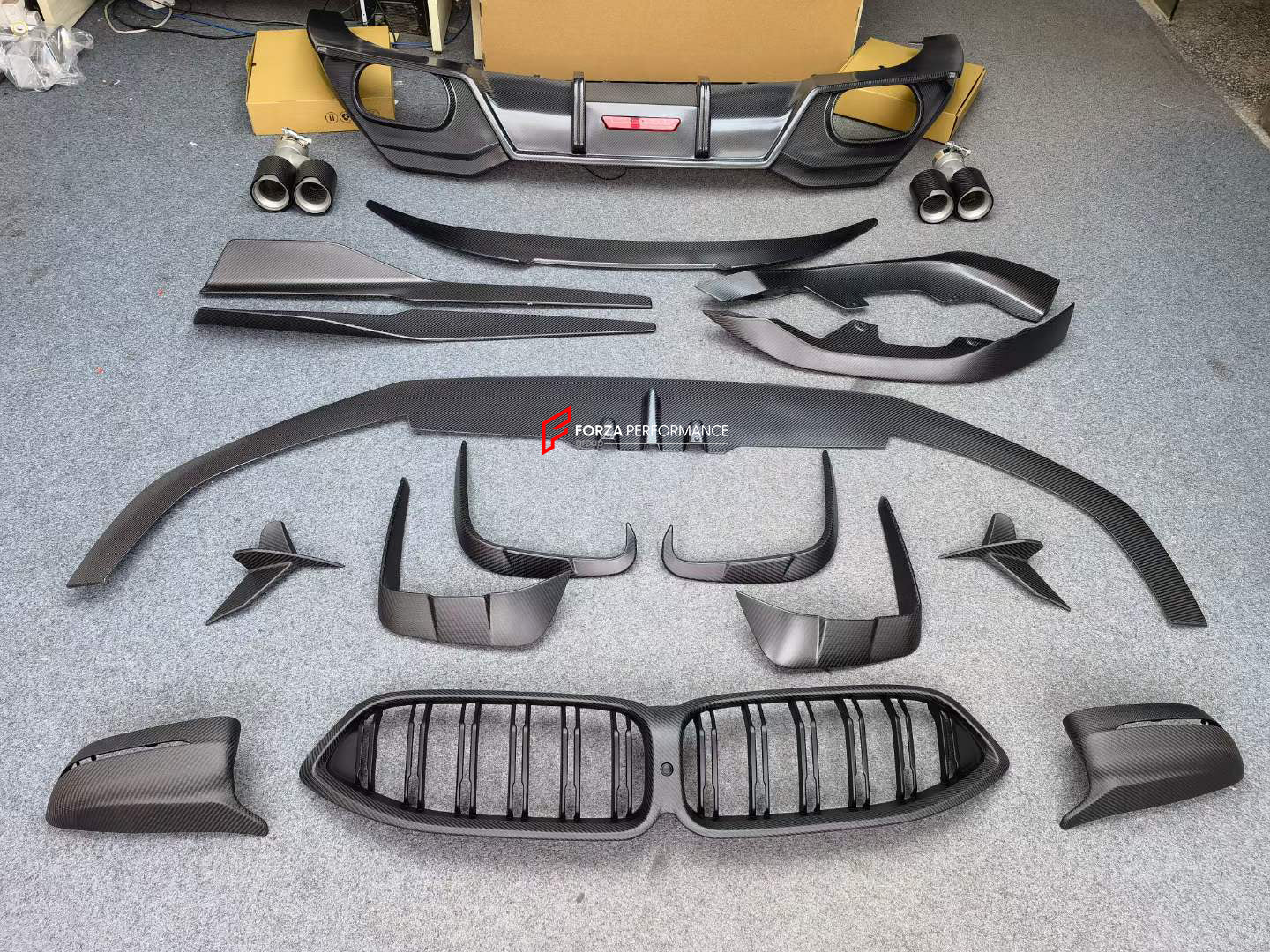 CARBON BODY KIT for BMW 8 SERIES G16 2019+