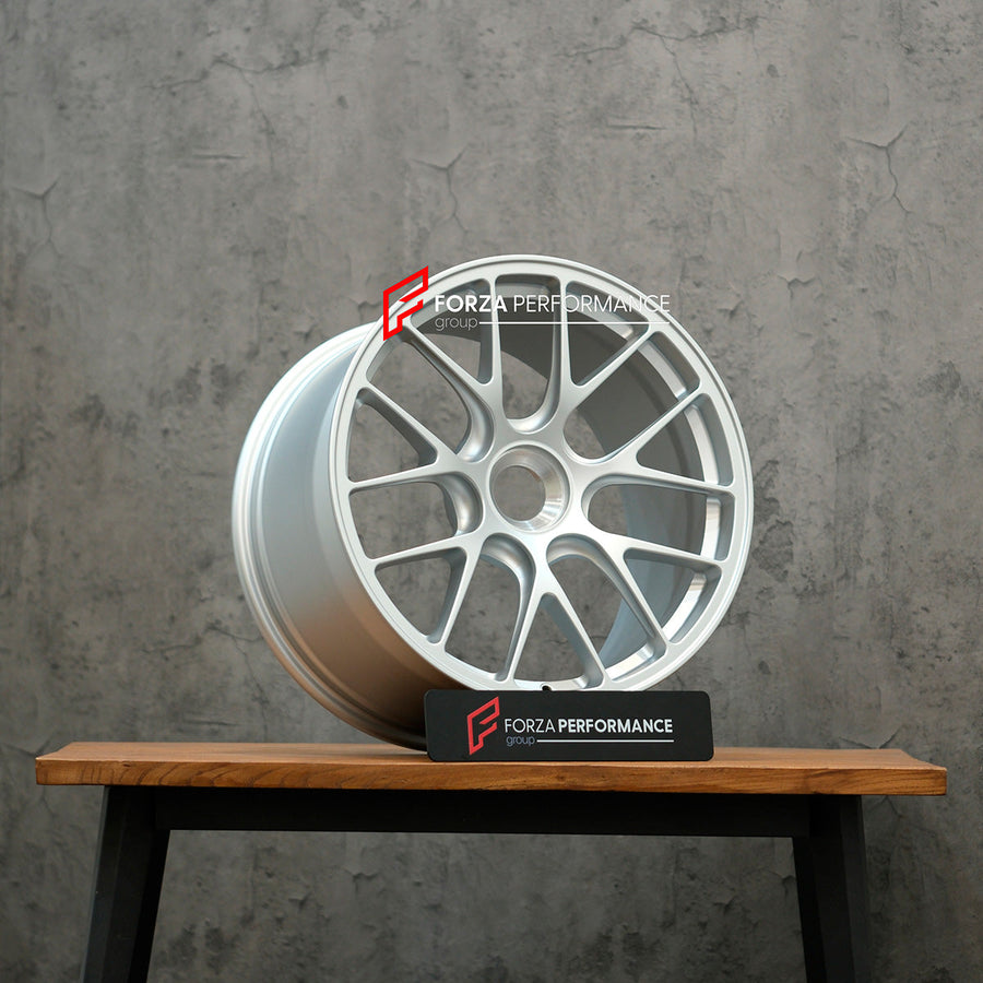 Buy Now 20 INCH CENTERLOCK FORGED WHEELS RIMS for PORSCHE 911 991.2 GT3 2018 and upgrade car parts from SIR Tuning at the Best Price. Headlights, Tail lights, Bodykits, Navigations, wheels and more - Fast & Free Shipping within Europe, US & Worldwide.