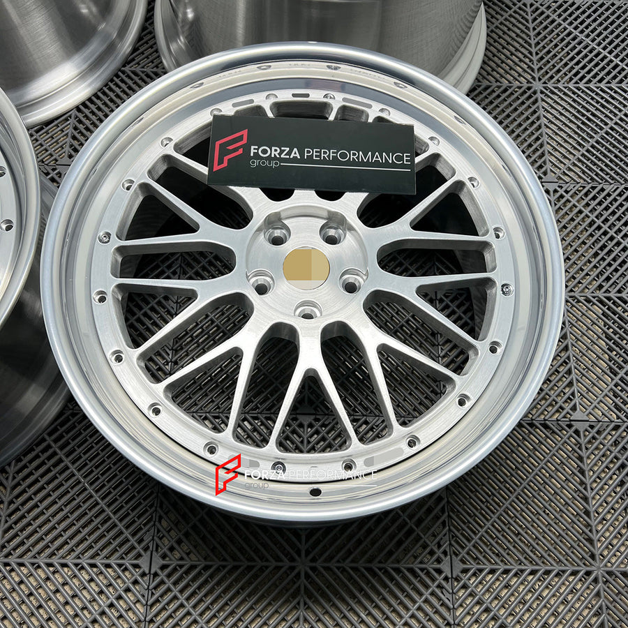 Buy Now 21 22 INCH FORGED WHEELS RIMS for FERRARI F8 TRIBUTO 2021 and upgrade car parts from SIR Tuning at the Best Price. Headlights, Tail lights, Bodykits, Navigations, wheels and more - Fast & Free Shipping within Europe, US & Worldwide.