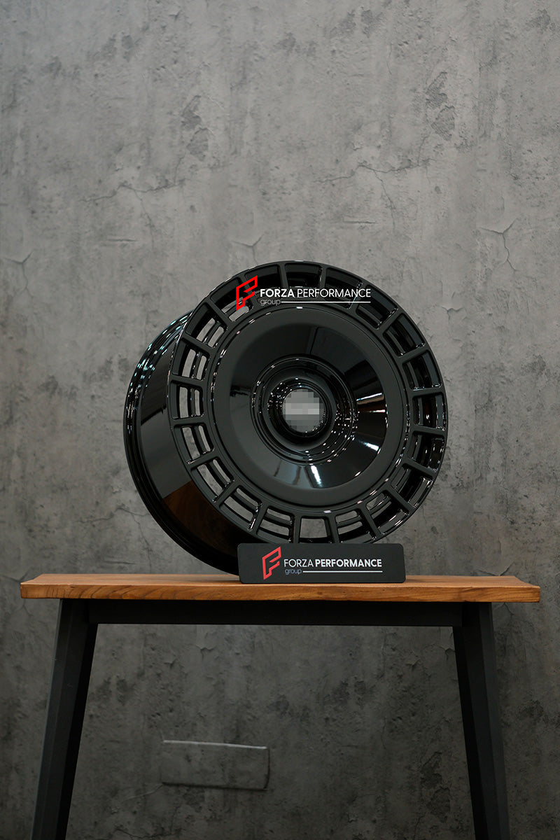Buy Now 22 INCH FORGED WHEELS RIMS for LAND ROVER RANGE ROVER L460 2025 and upgrade car parts from SIR Tuning at the Best Price. Headlights, Tail lights, Bodykits, Navigations, Gallery and more - Fast & Free Shipping within Europe, US & Worldwide.