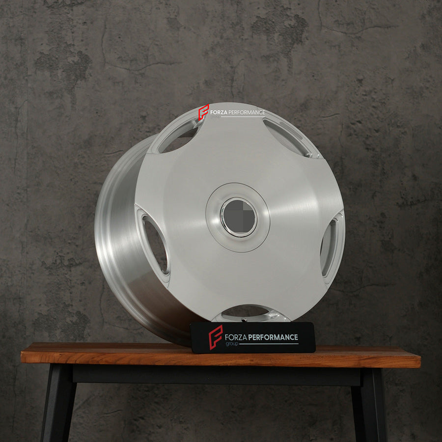 Buy Now 22 INCH FORGED WHEELS RIMS for LAND ROVER RANGE ROVER SPORT L320 FACELIFT 2012 and upgrade car parts from SIR Tuning at the Best Price. Headlights, Tail lights, Bodykits, Navigations, wheels and more - Fast & Free Shipping within Europe, US & Worldwide.