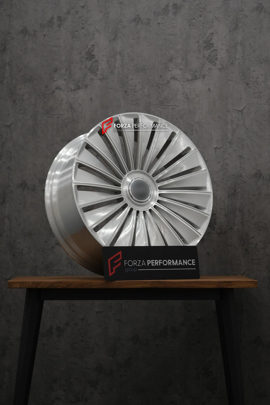 Buy Now 24 INCH FORGED WHEELS RIMS for LAND ROVER RANGE ROVER VOGUE L460 2023 and upgrade car parts from SIR Tuning at the Best Price. Headlights, Tail lights, Bodykits, Navigations, wheels and more - Fast & Free Shipping within Europe, US & Worldwide.