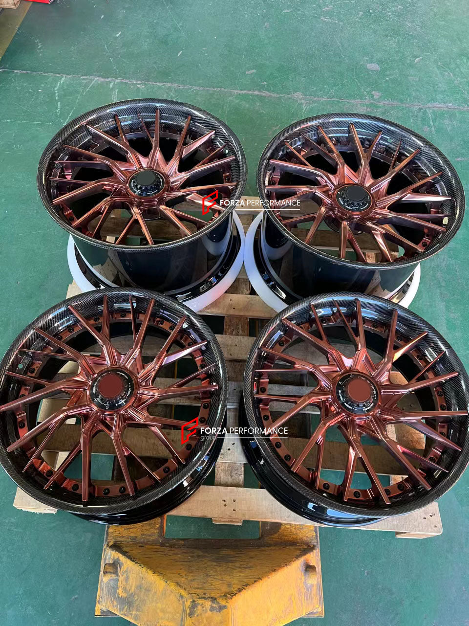3-PIECE FORGED WHEELS WITH CENTERLOCK FOR ALL MODELS R-2