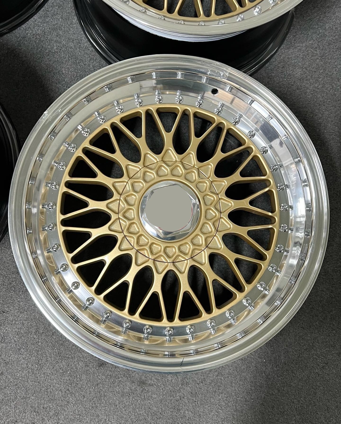 3-Piece FORGED WHEELS FOR BMW E46 3-series 1