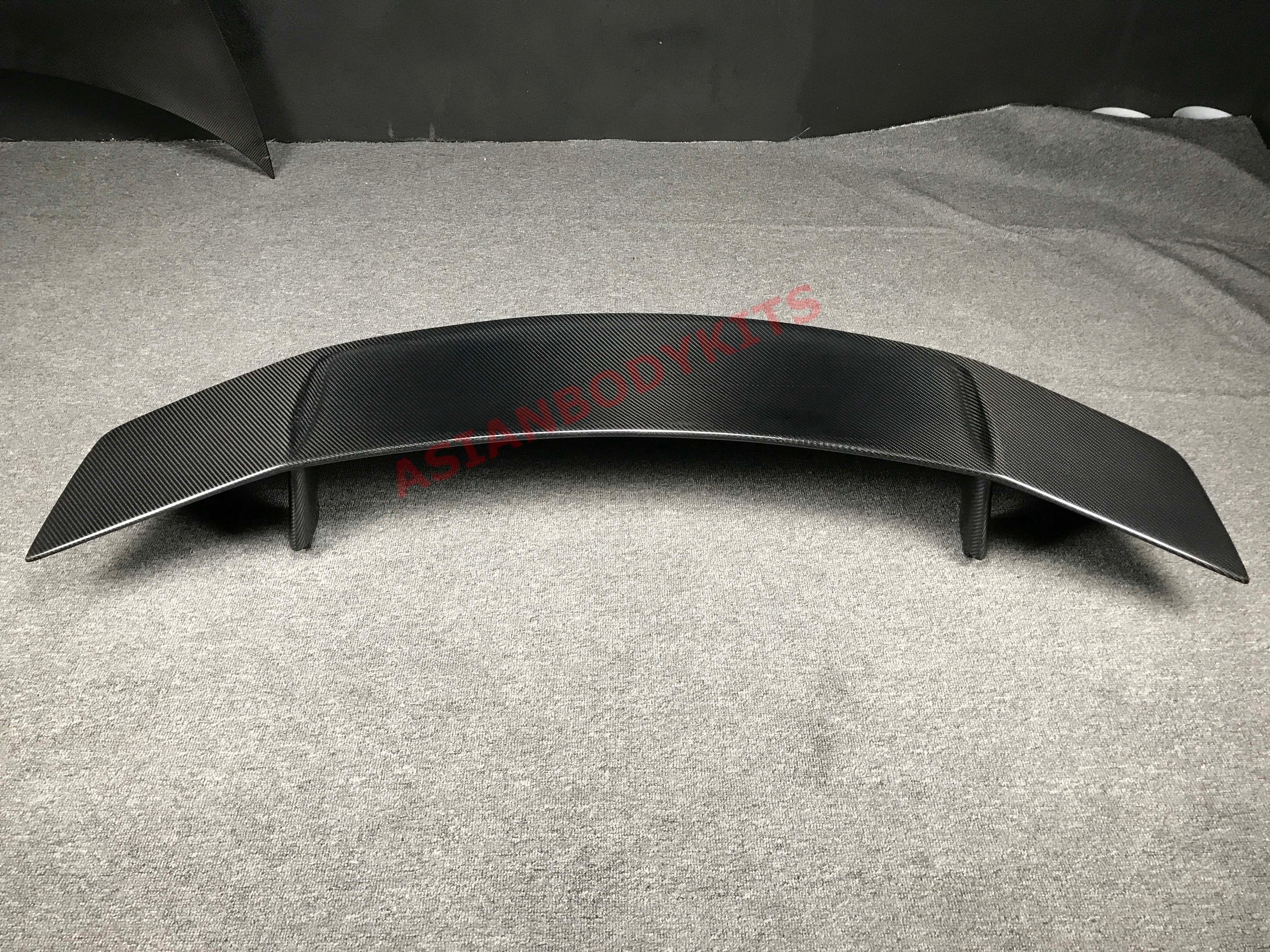 DRY CARBON FIBER REAR SPOILER for AUDI R8 4S 2015 - 2019