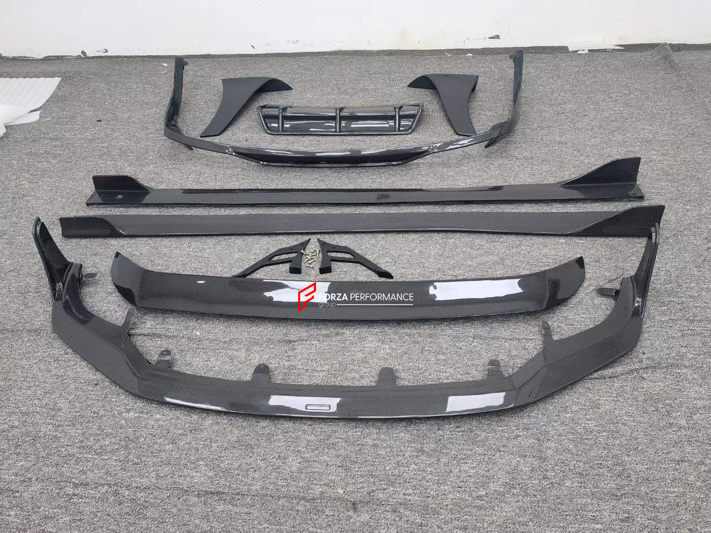 CARBON BODY KIT for LEXUS IS XE30 LCI 2020+