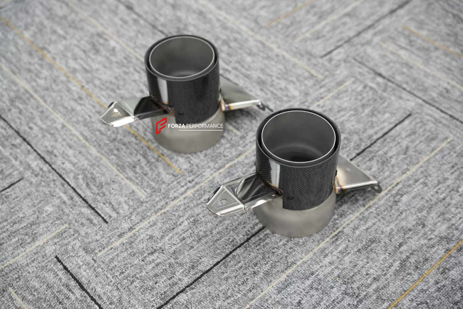 CARBON EXHAUST TIPS for FERRARI 488 2015 - 2020