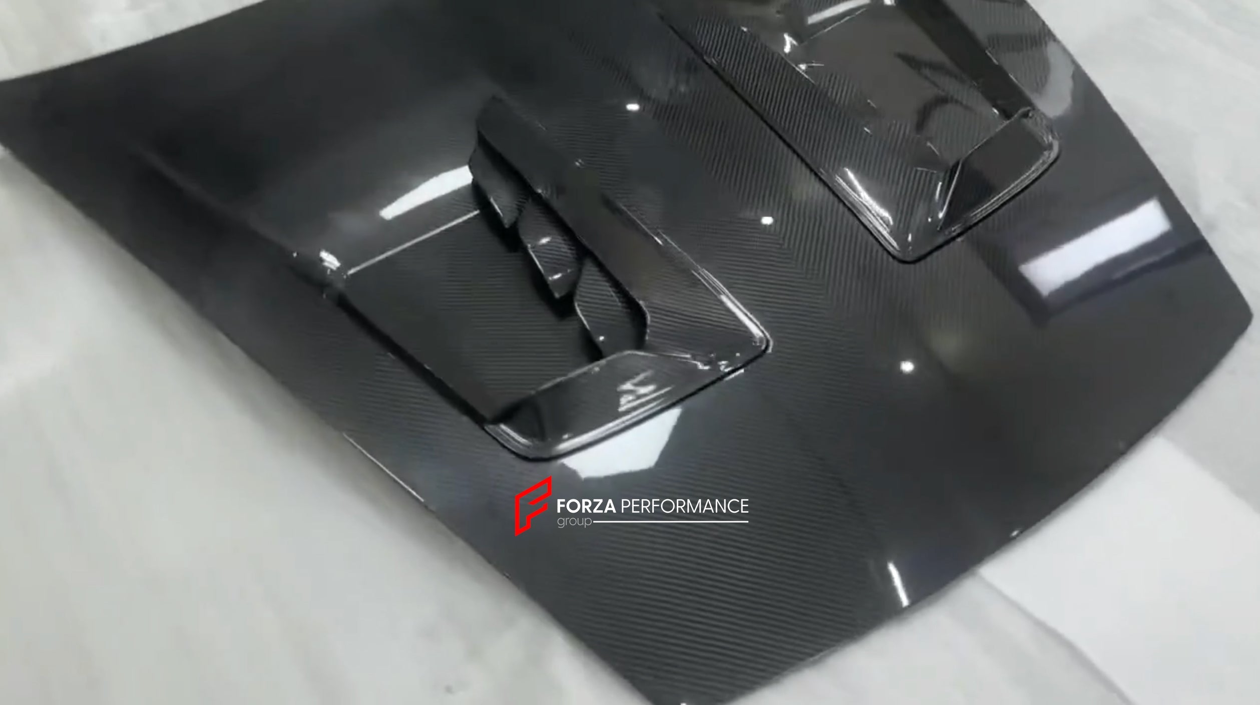 DRY CARBON HOOD for PORSCHE 911 992 | 992 GT3RS STYLE