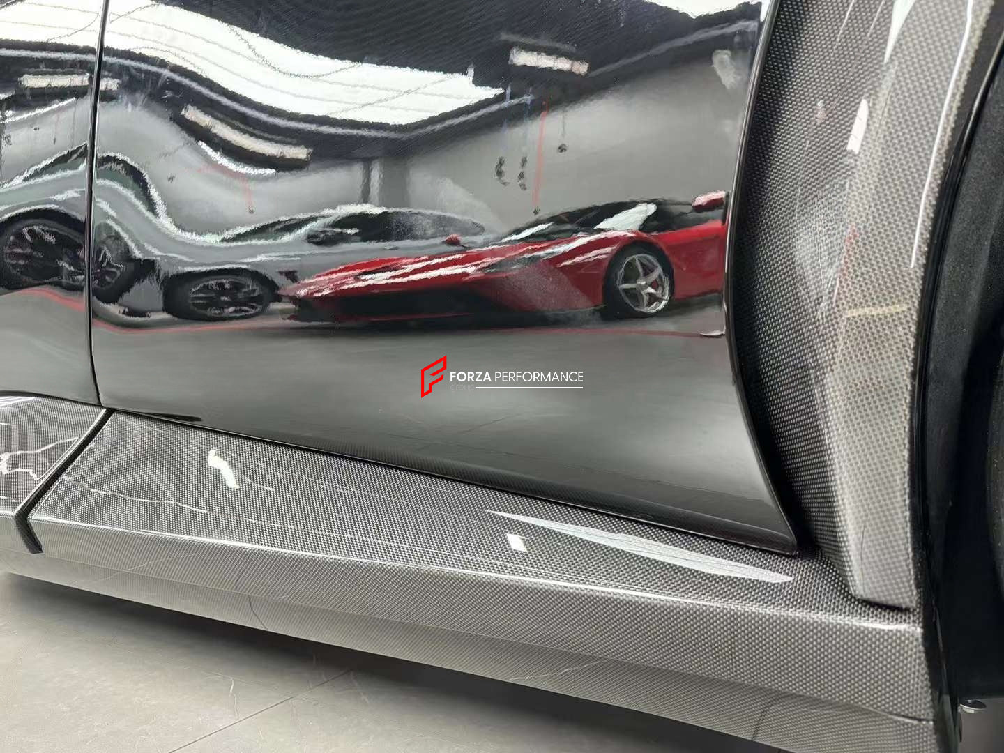 DRY CARBON SIDE SKIRTS for FERRARI PUROSANGUE