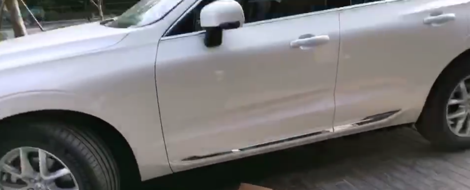 ELECTRIC SIDE STEP DEPLOYABLE RUNNING BOARDS for VOLVO XC60 2019+