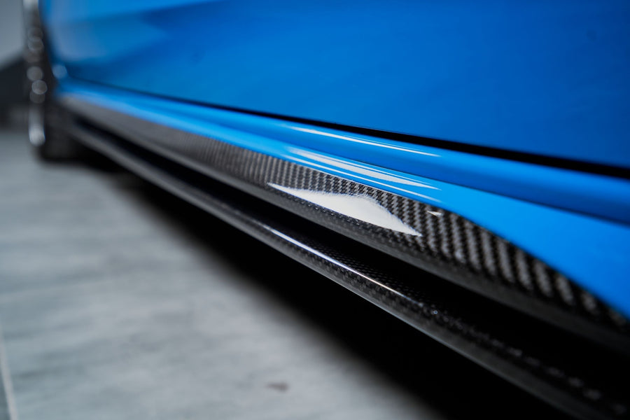 Buy Now KARBEL CARBON DRY CARBON SIDE SKIRTS for AUDI S4 A4 S LINE B9 B9.5 2017+ and upgrade car parts from SIR Tuning at the Best Price. Headlights, Tail lights, Bodykits, Navigations, Side Skirts and more - Fast & Free Shipping within Europe, US & Worldwide.
