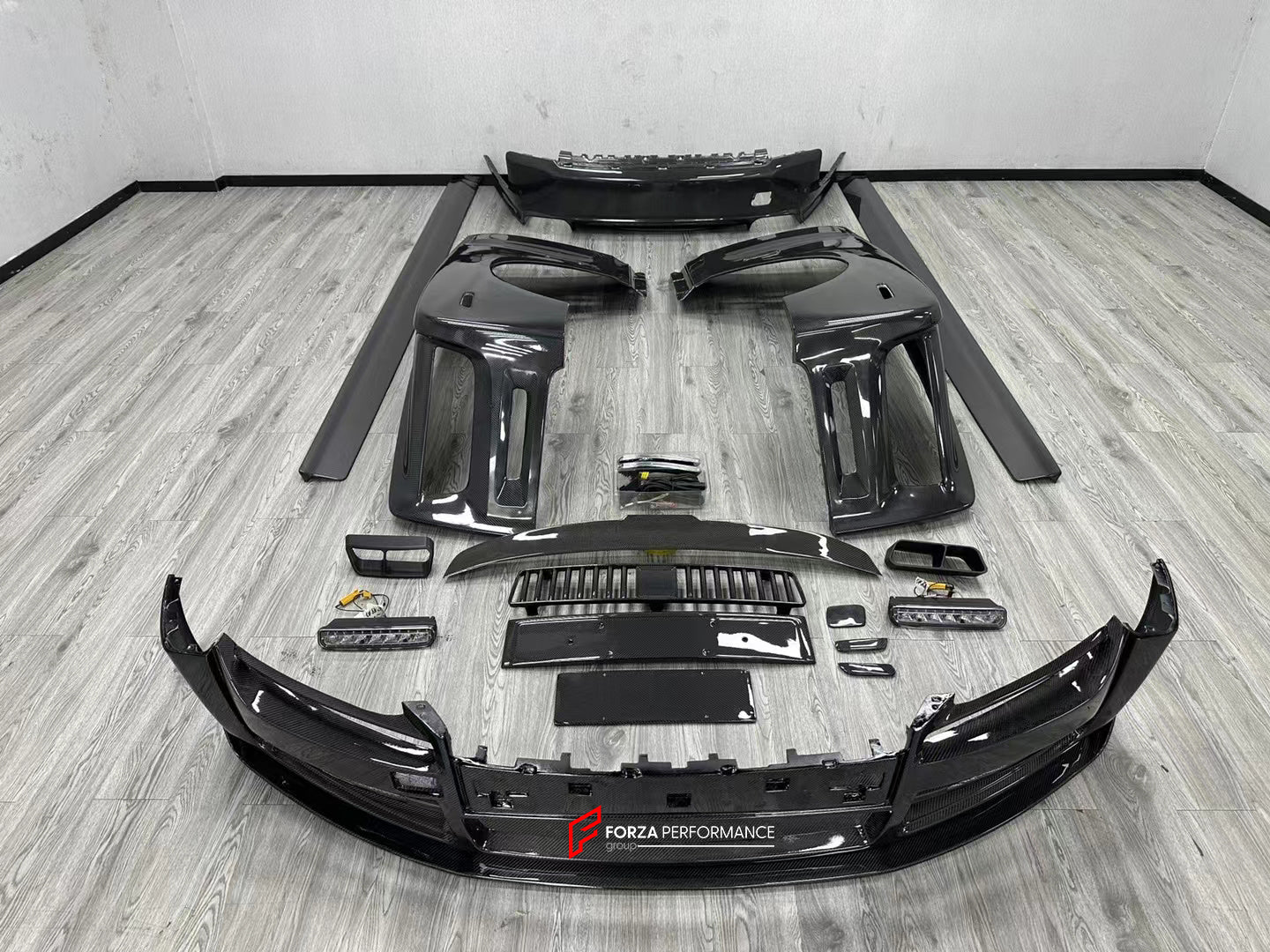 CARBON BODY KIT for ROLLS-ROYCE PHANTOM 8TH GEN 2022