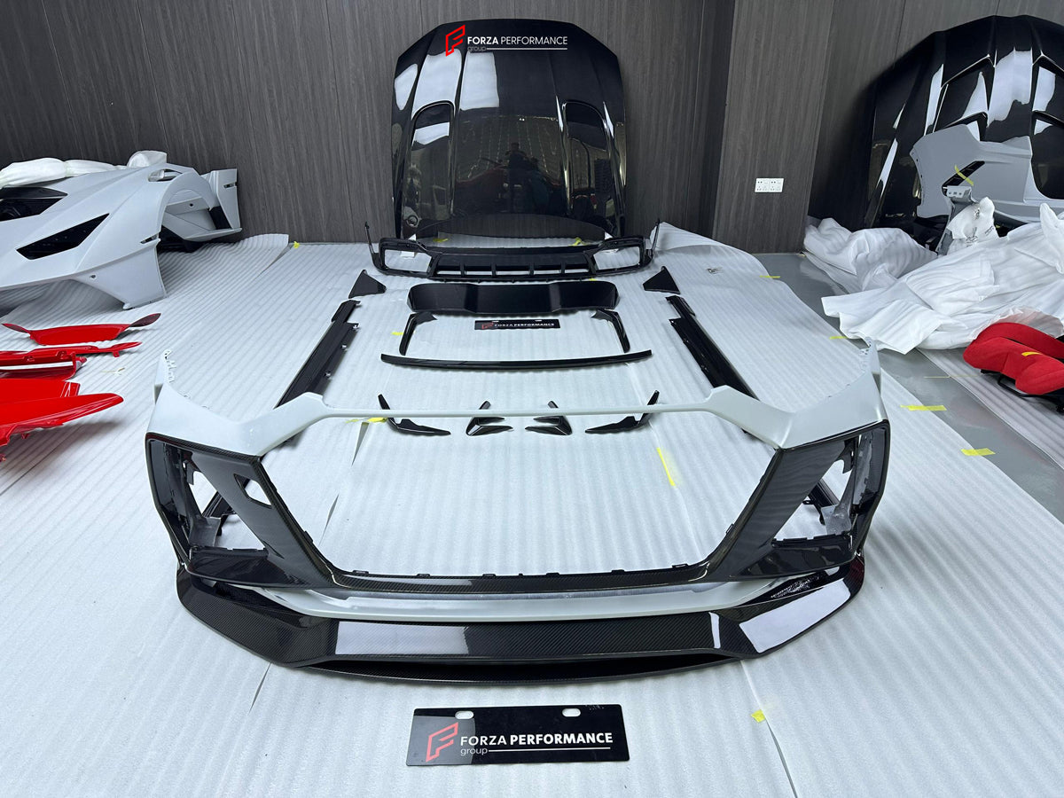 DRY CARBON BODY KIT WITH EXHAUST SYSTEM for AUDI RS6 C8